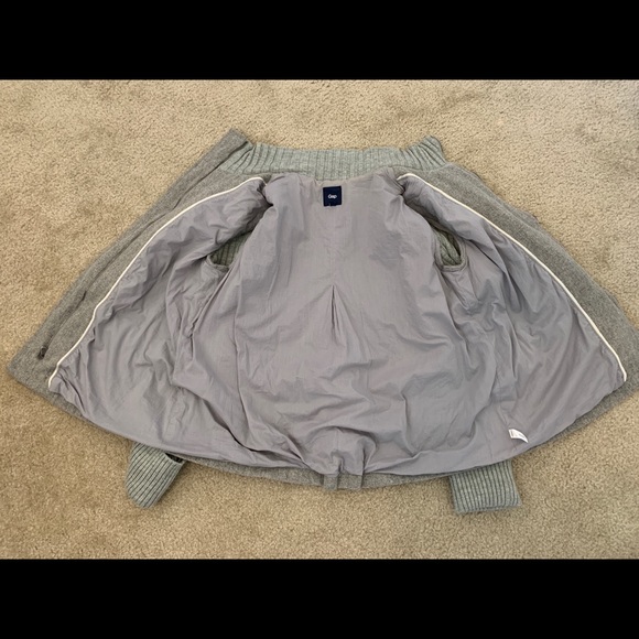 GORGEOUS GRAY JACKET from the GAP - Picture 12 of 15